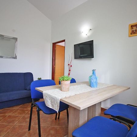 Brijunisol - 3 Apartments Top Position Near The Beautiful Beach 파자나 외부 사진
