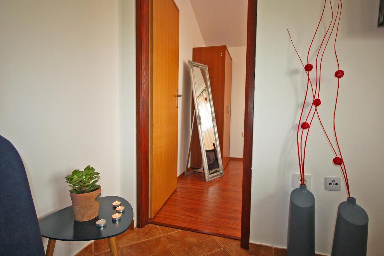 Brijunisol - 3 Apartments Top Position Near The Beautiful Beach 파자나 외부 사진