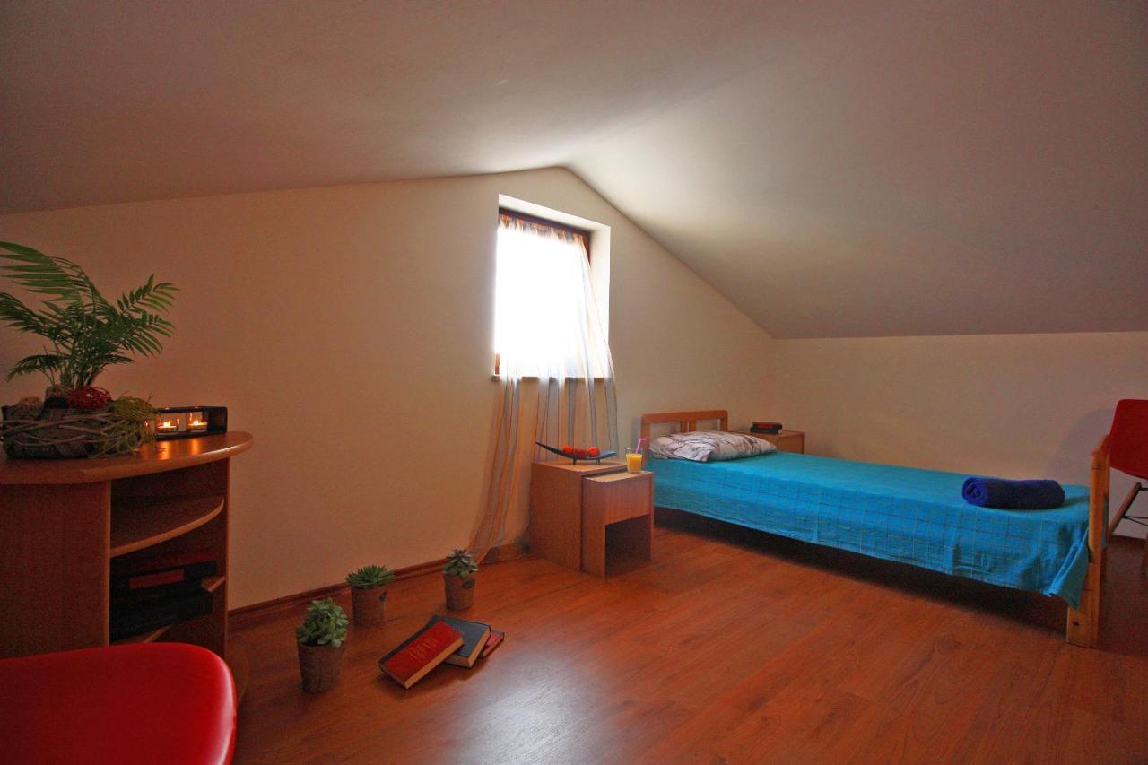 Brijunisol - 3 Apartments Top Position Near The Beautiful Beach 파자나 외부 사진
